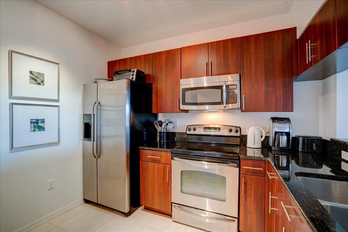 4883 Pga Boulevard 304