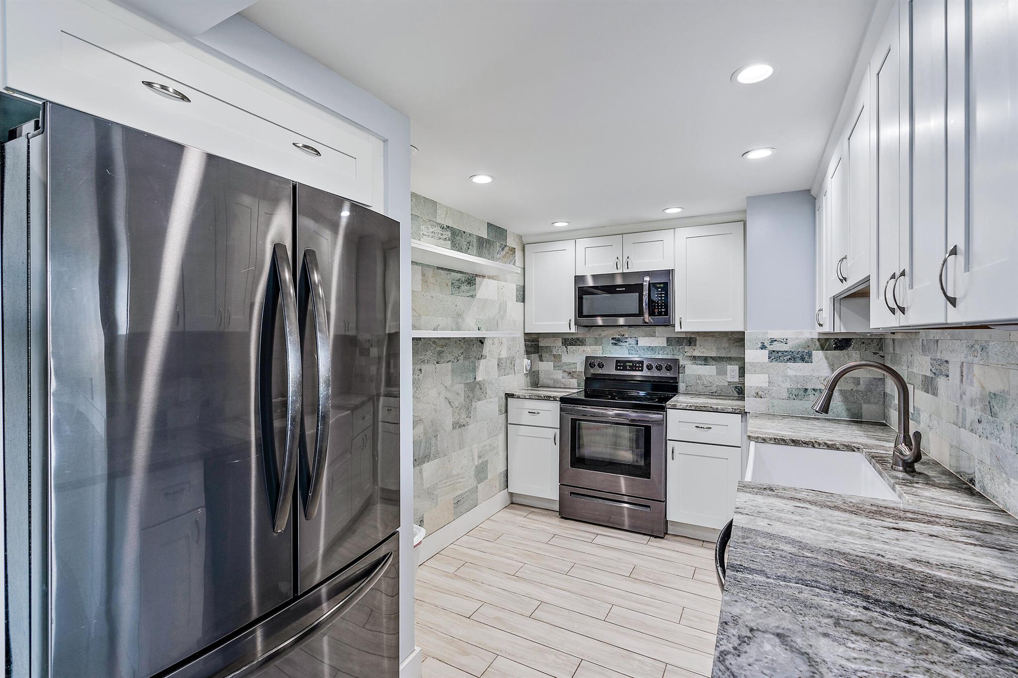 5600 N Flagler Drive 507