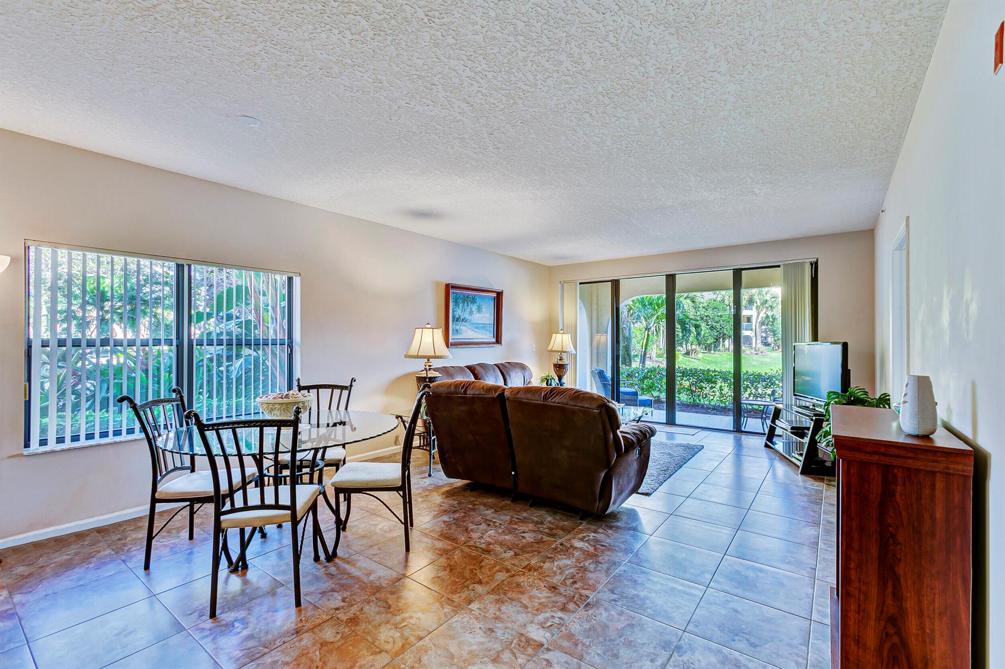 300 Uno Lago Drive 101