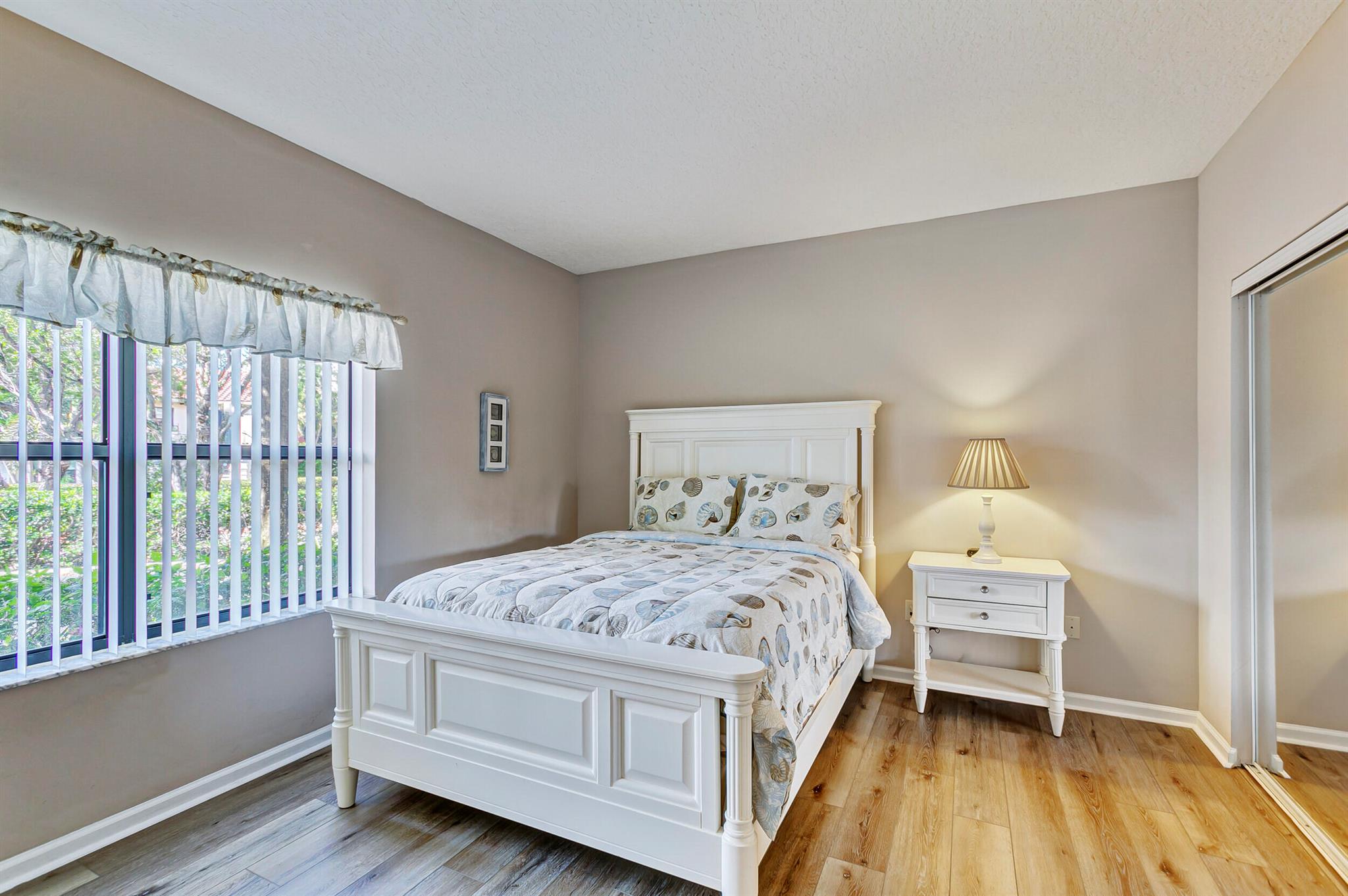 300 Uno Lago Drive 101