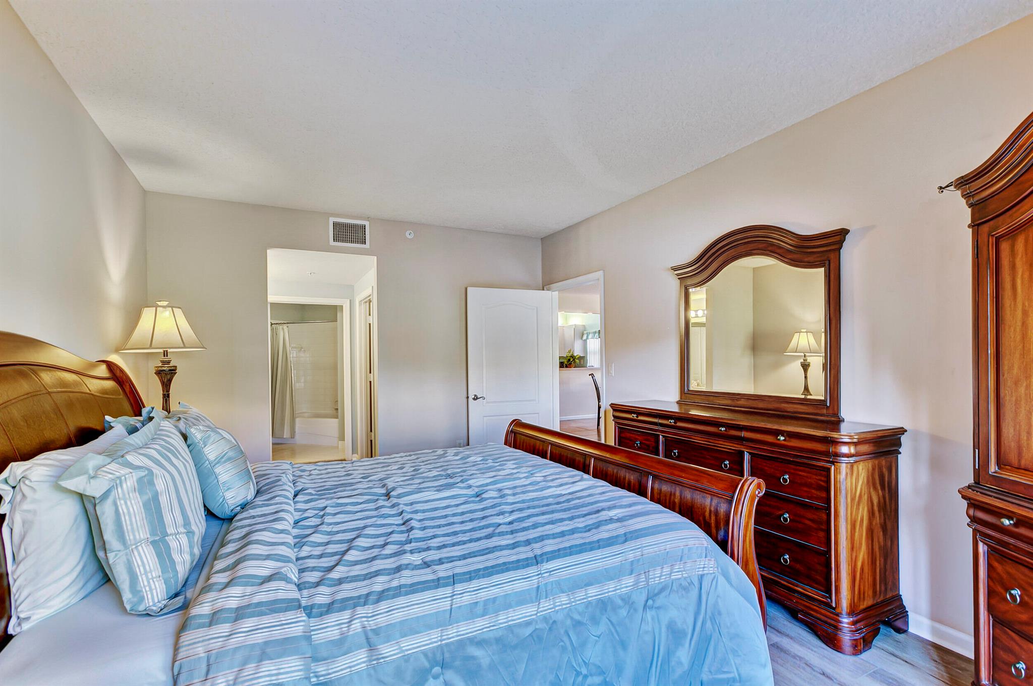300 Uno Lago Drive 101