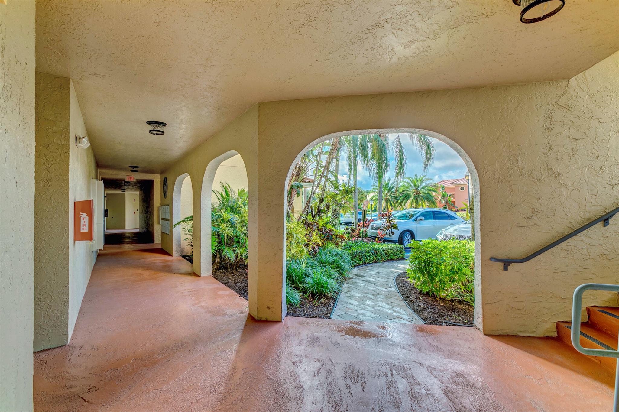 300 Uno Lago Drive 101