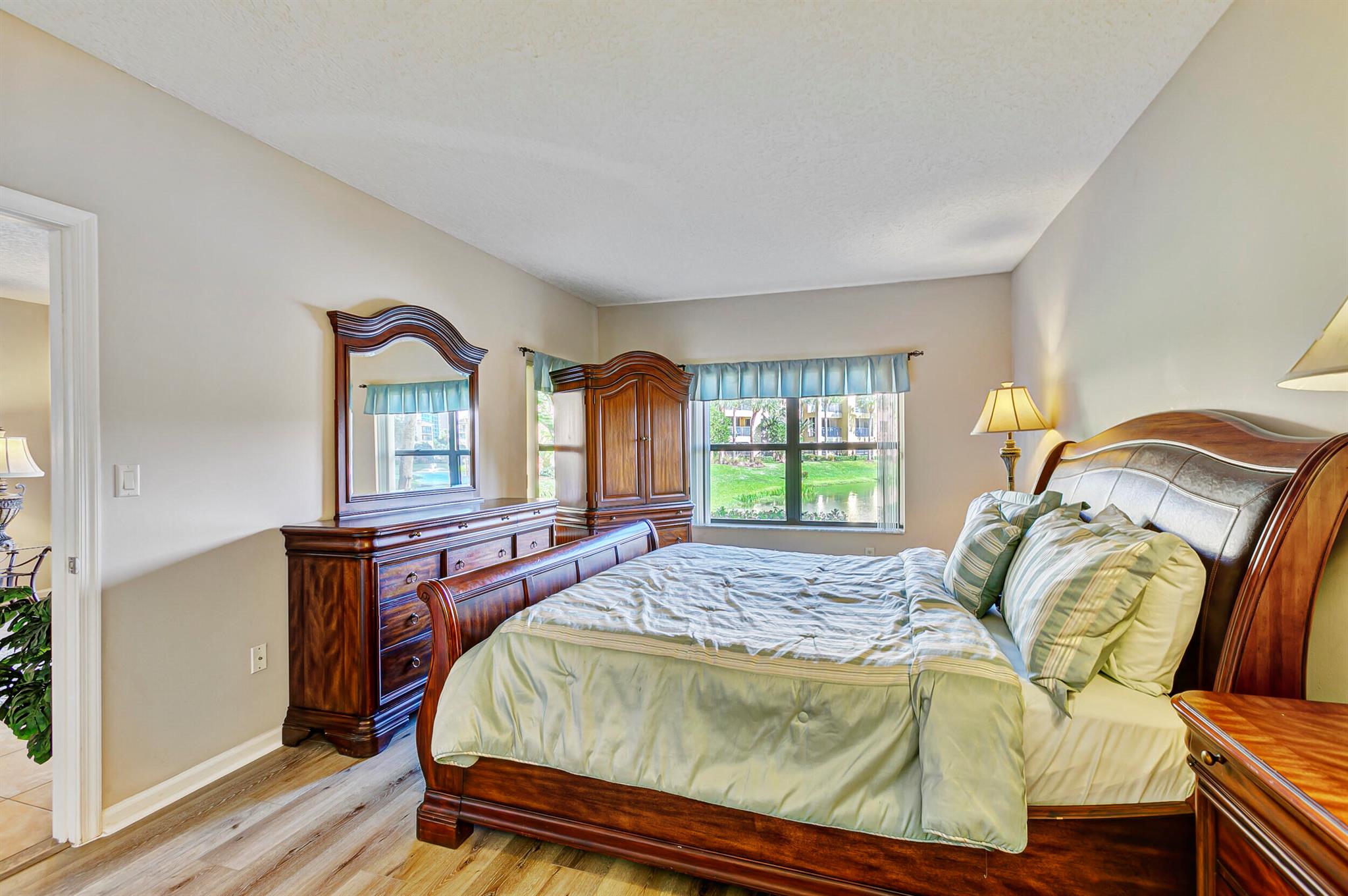 300 Uno Lago Drive 101