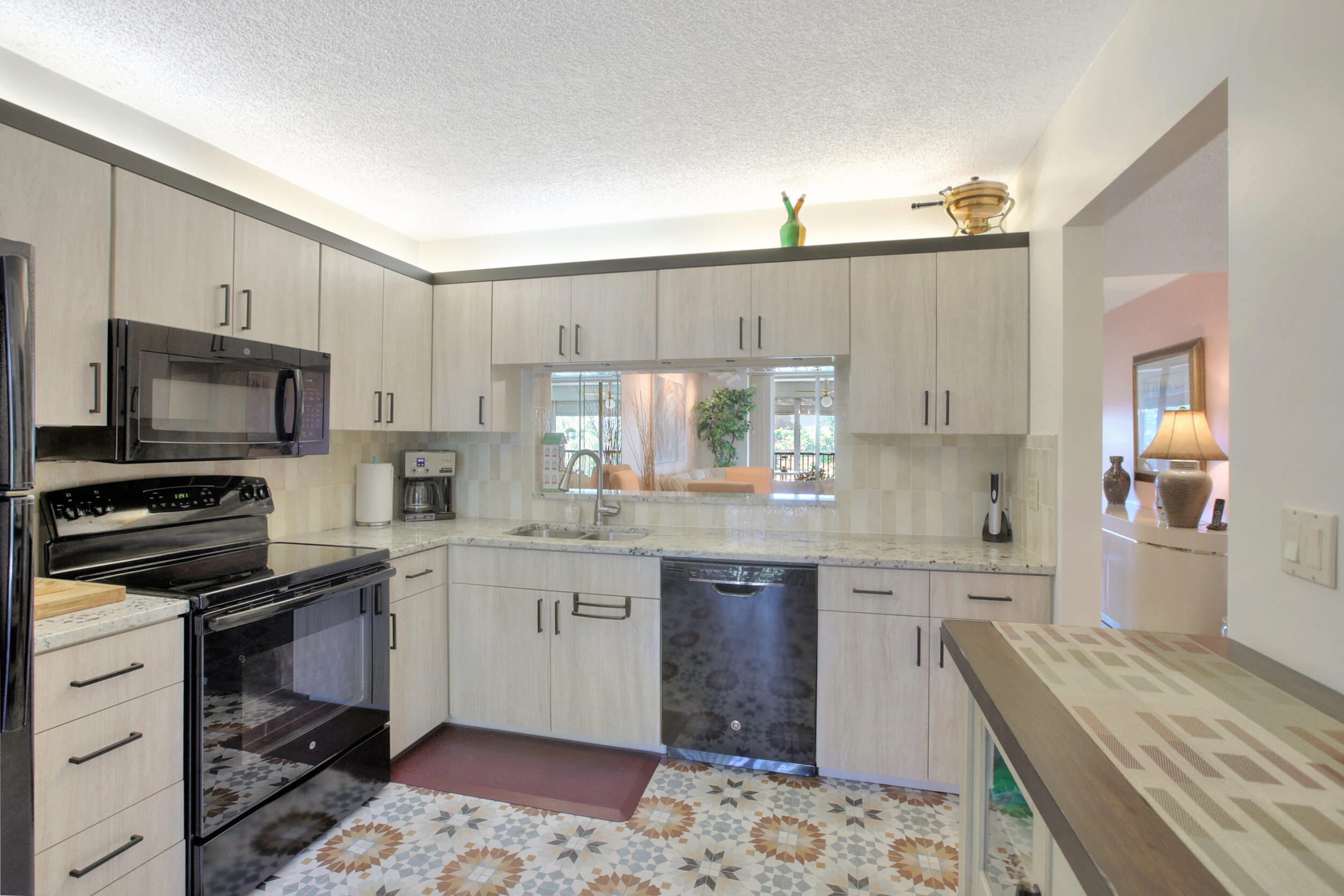 3591 Environ Boulevard A310