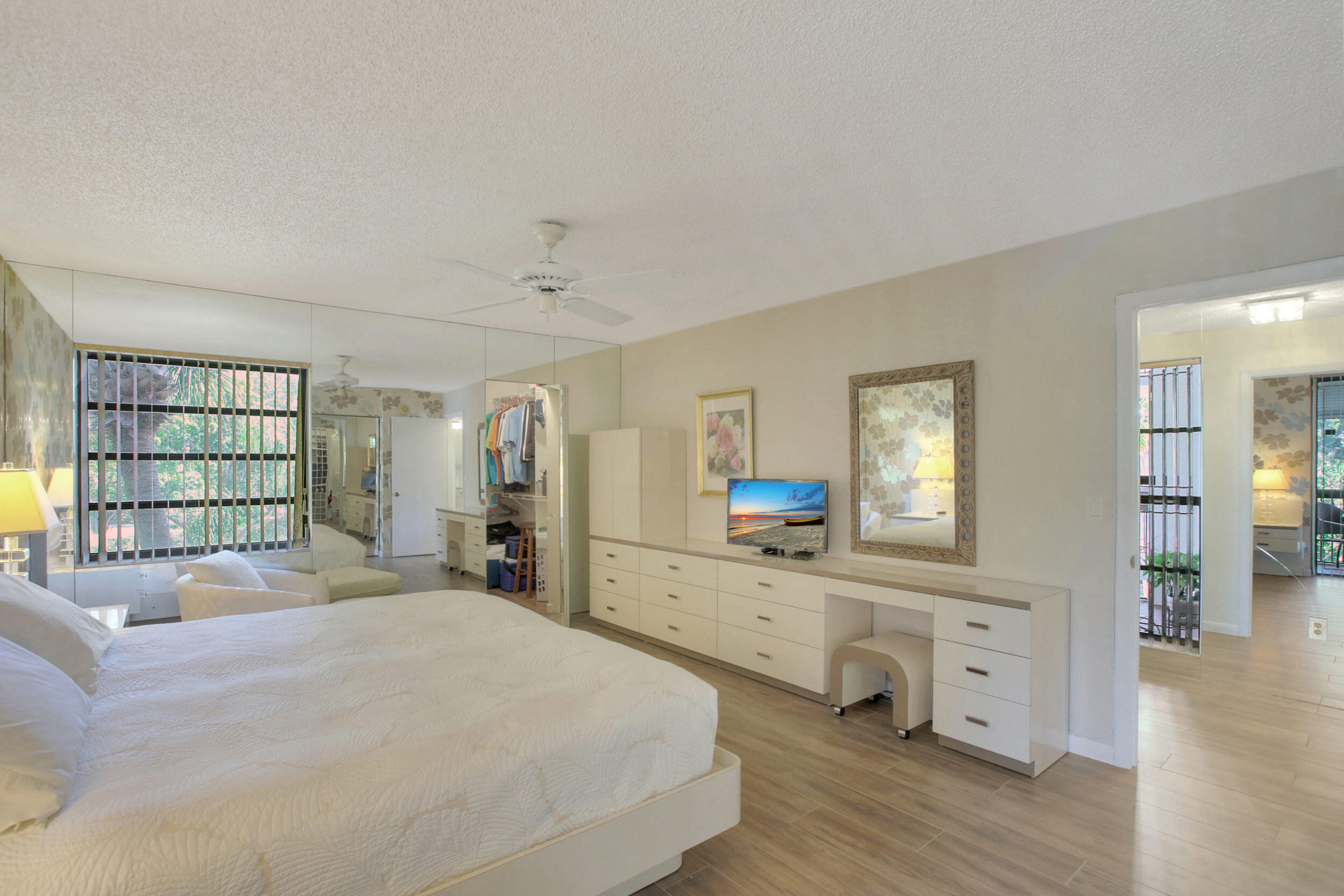3591 Environ Boulevard A310
