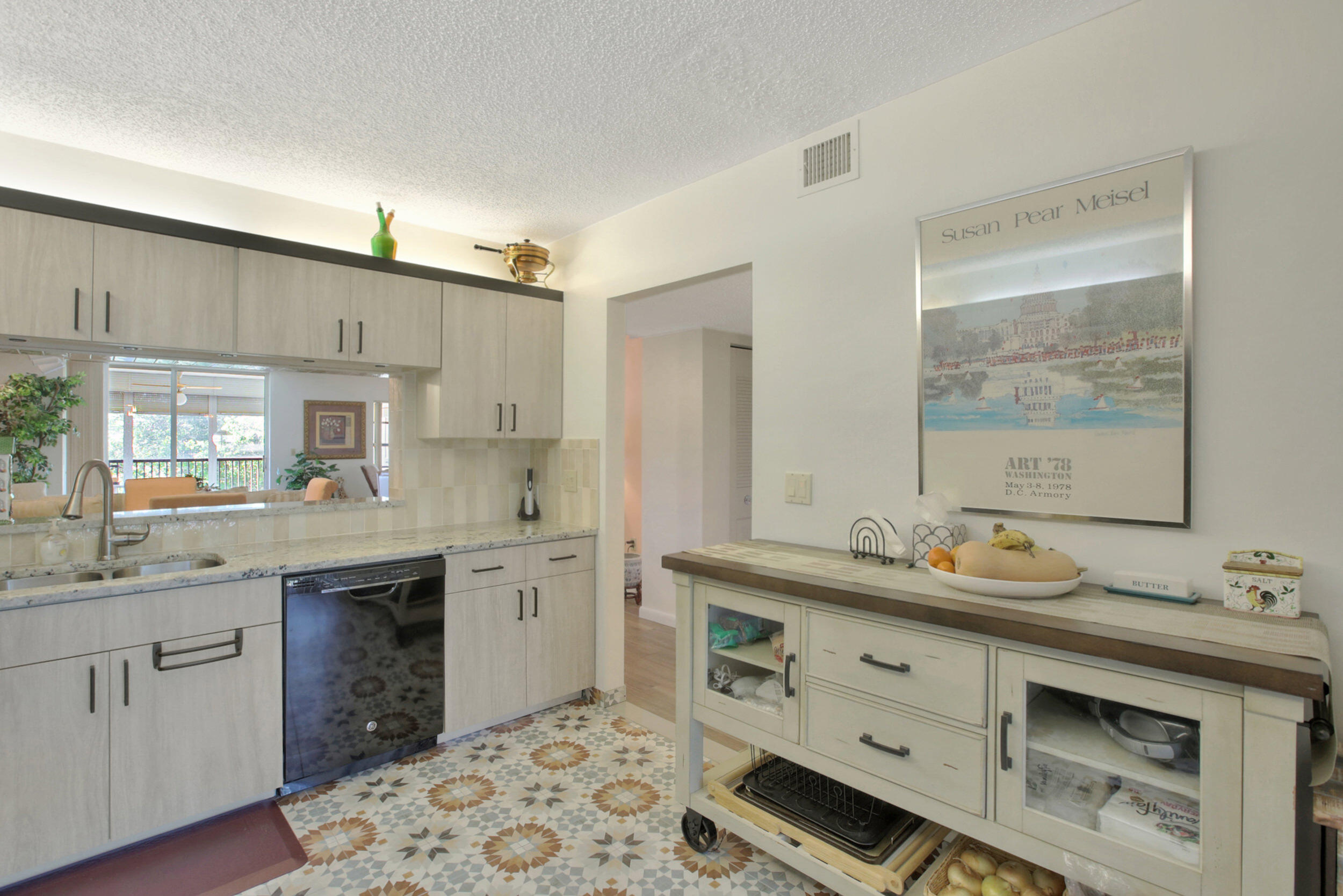 3591 Environ Boulevard A310