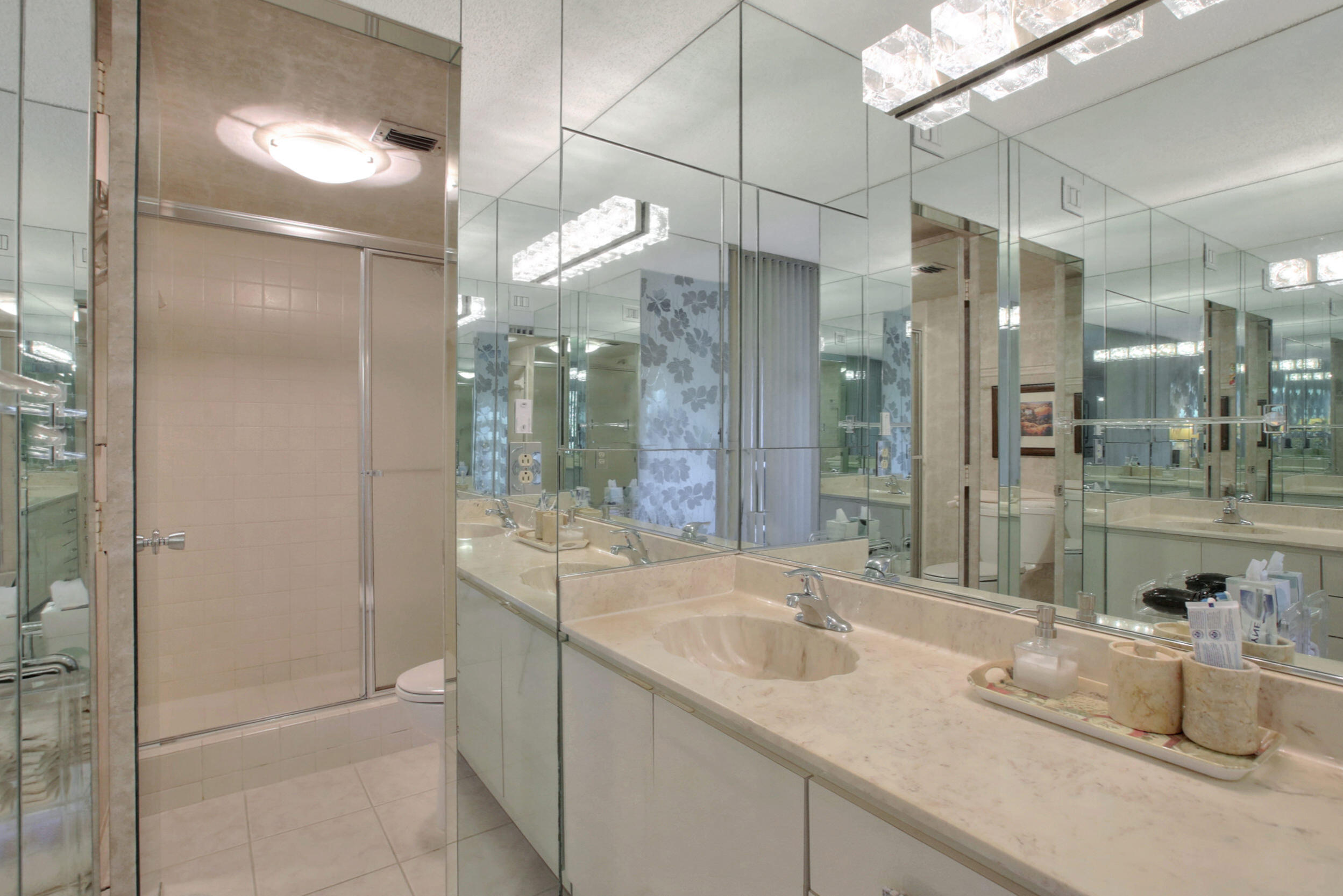3591 Environ Boulevard A310