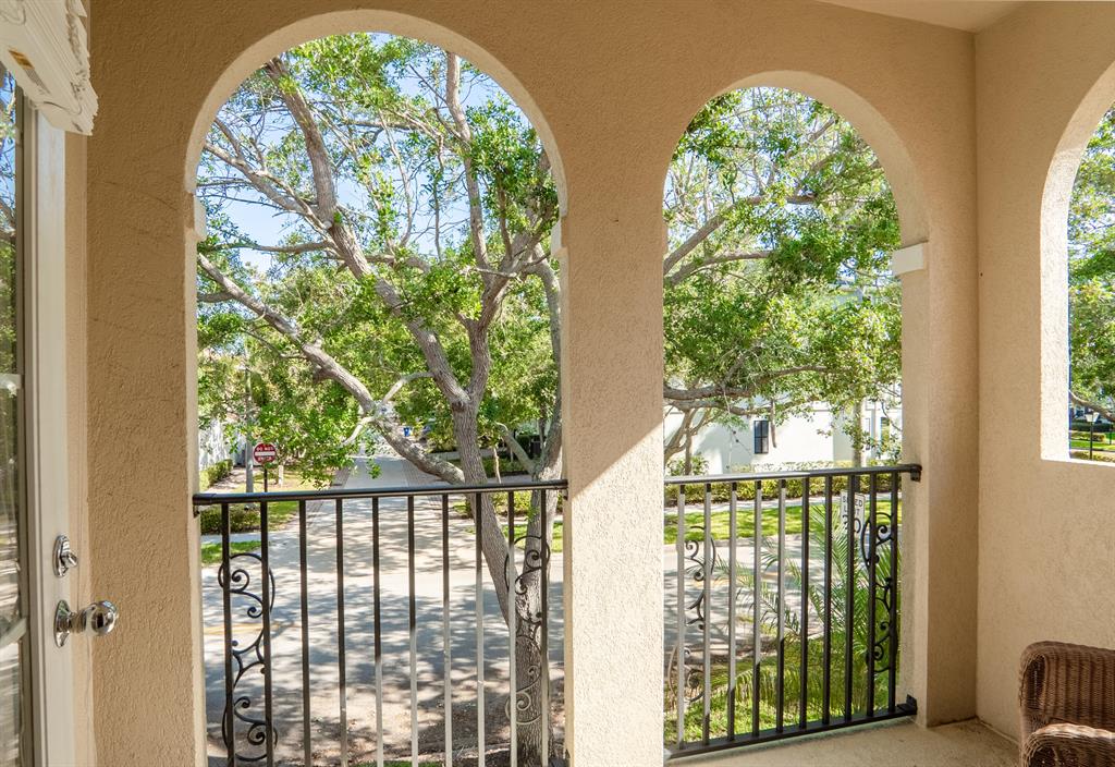 186 Soriano Drive