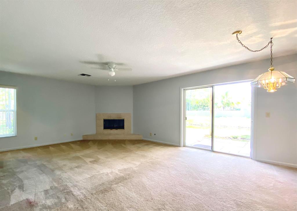 1056 Staghorn Street 1056