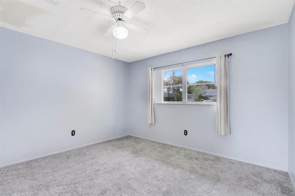 2886 Fernley Drive E 69