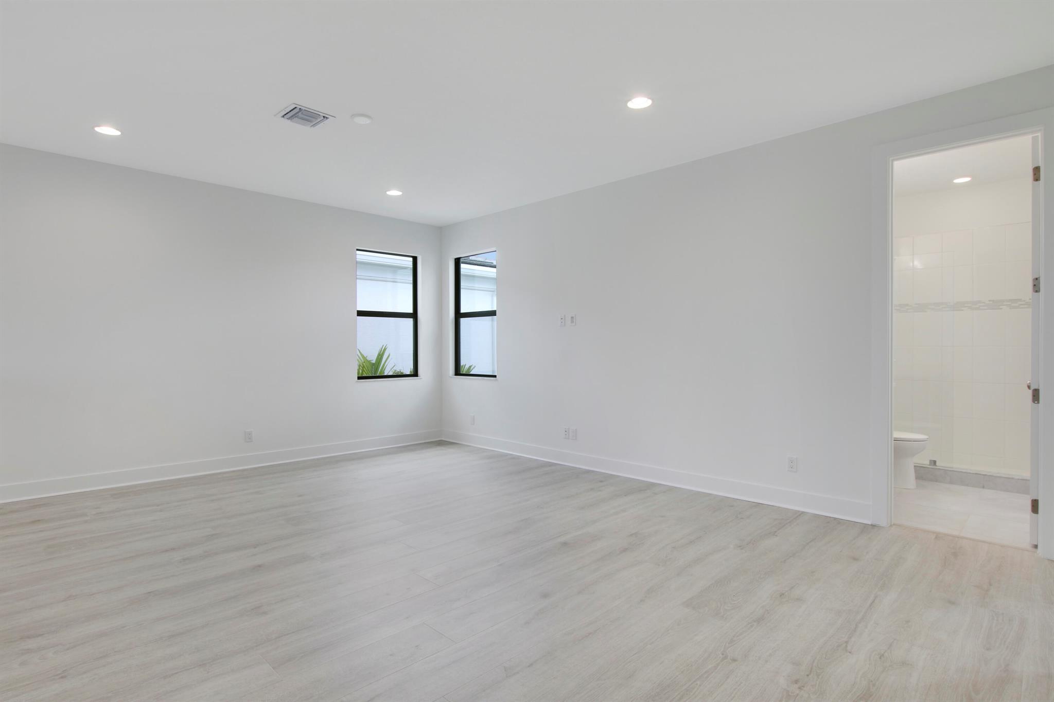 13642 Artisan Circle