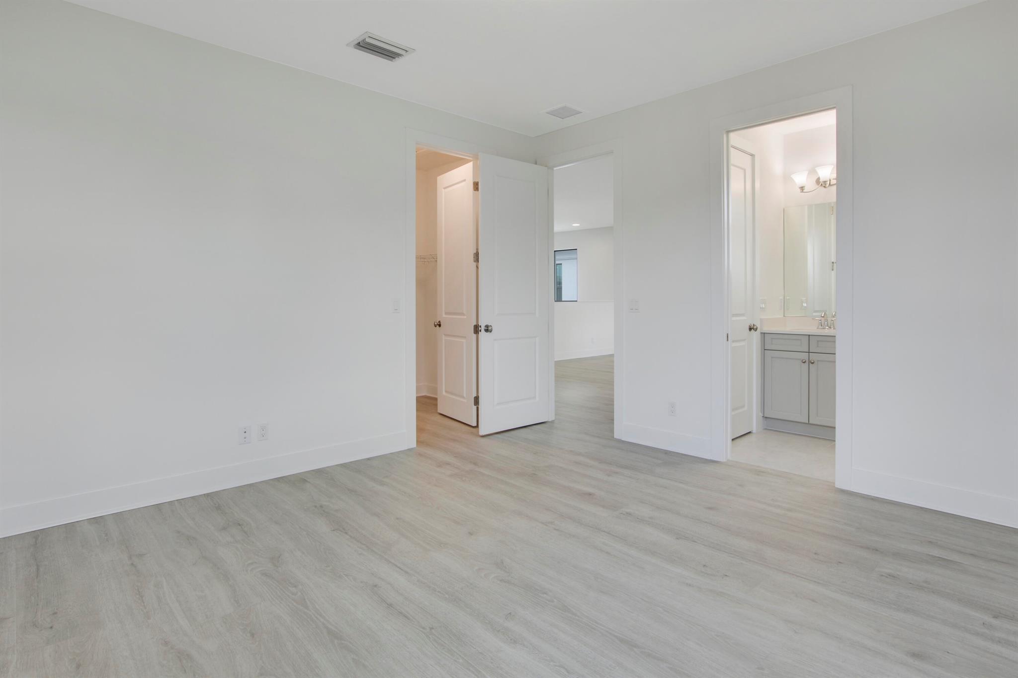 13642 Artisan Circle