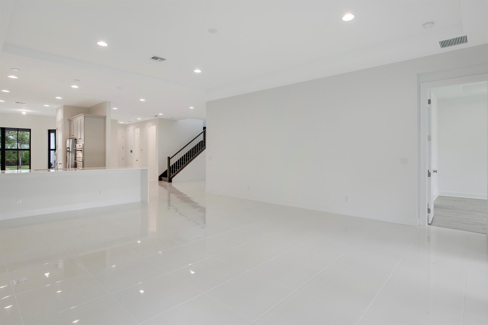 13642 Artisan Circle