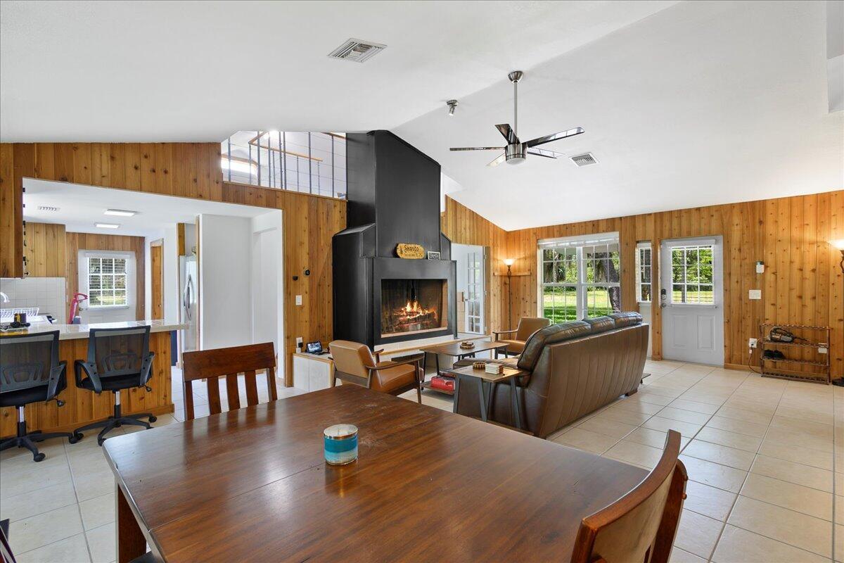 8951 SW Fox Brown Road