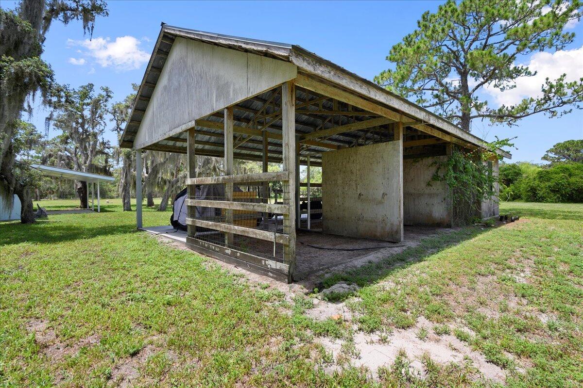 8951 SW Fox Brown Road