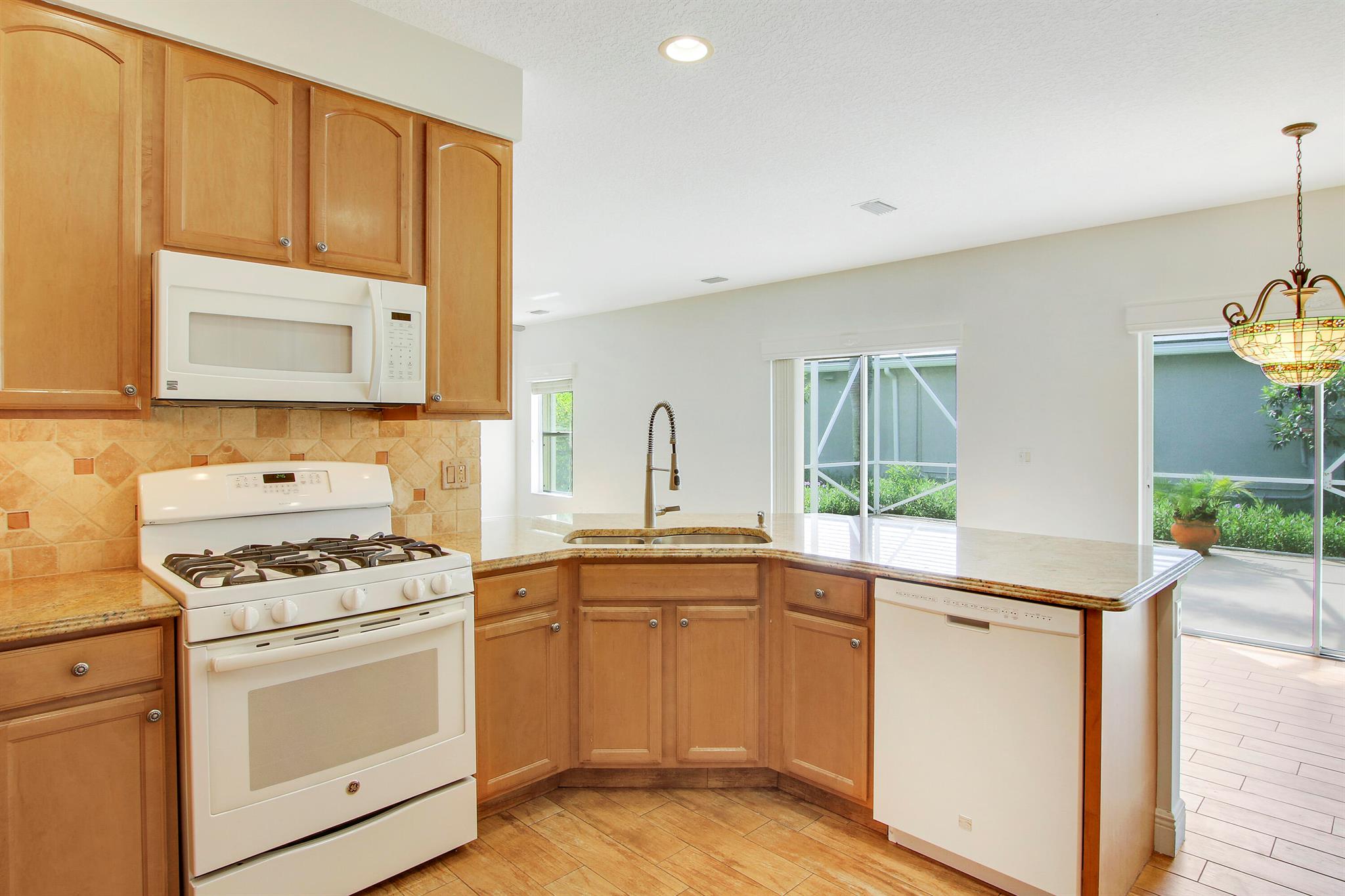 1228 Egret Circle S
