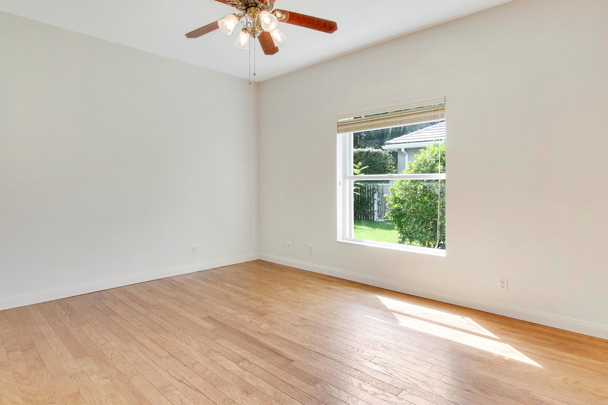 1228 Egret Circle S