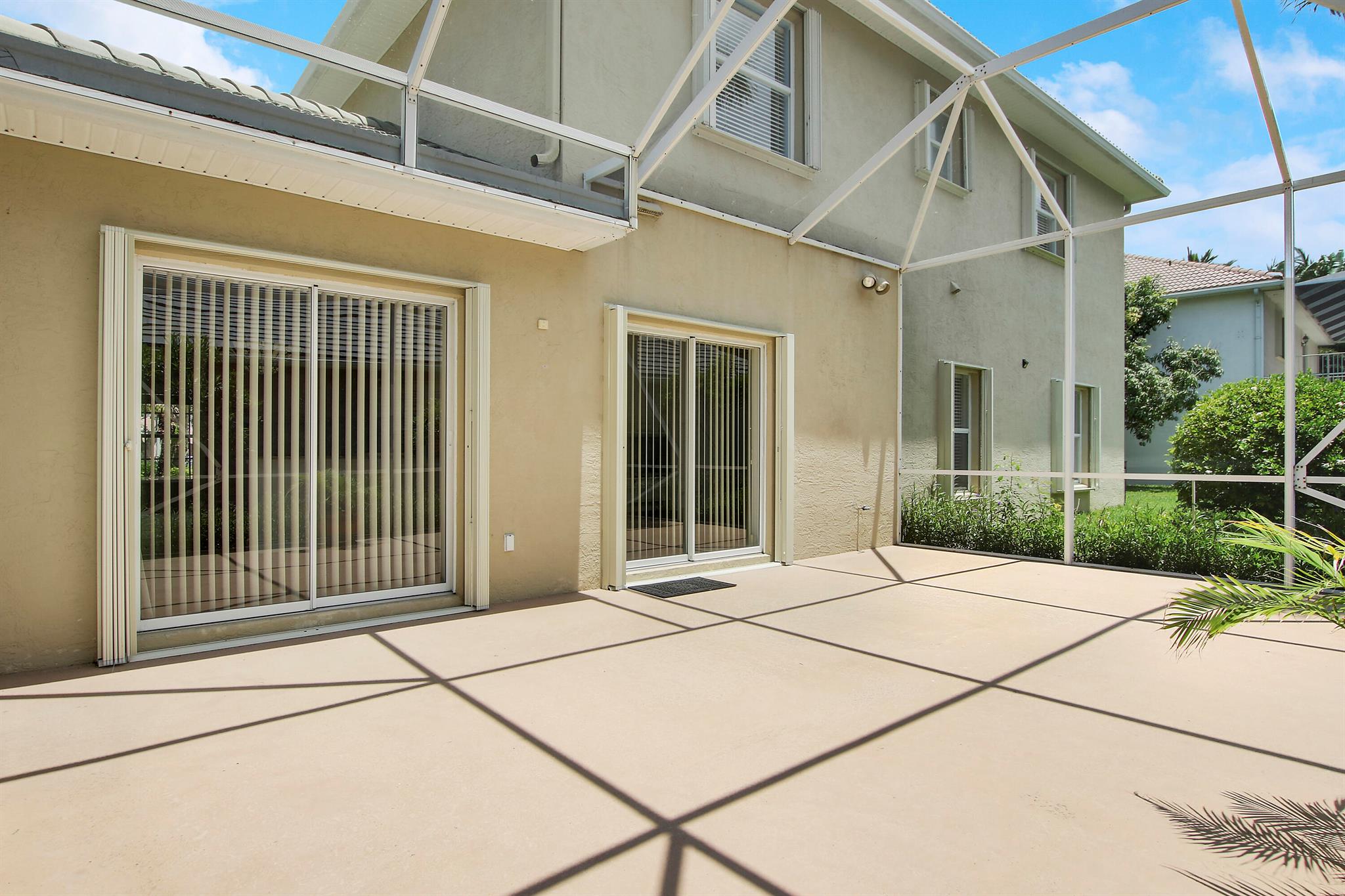 1228 Egret Circle S