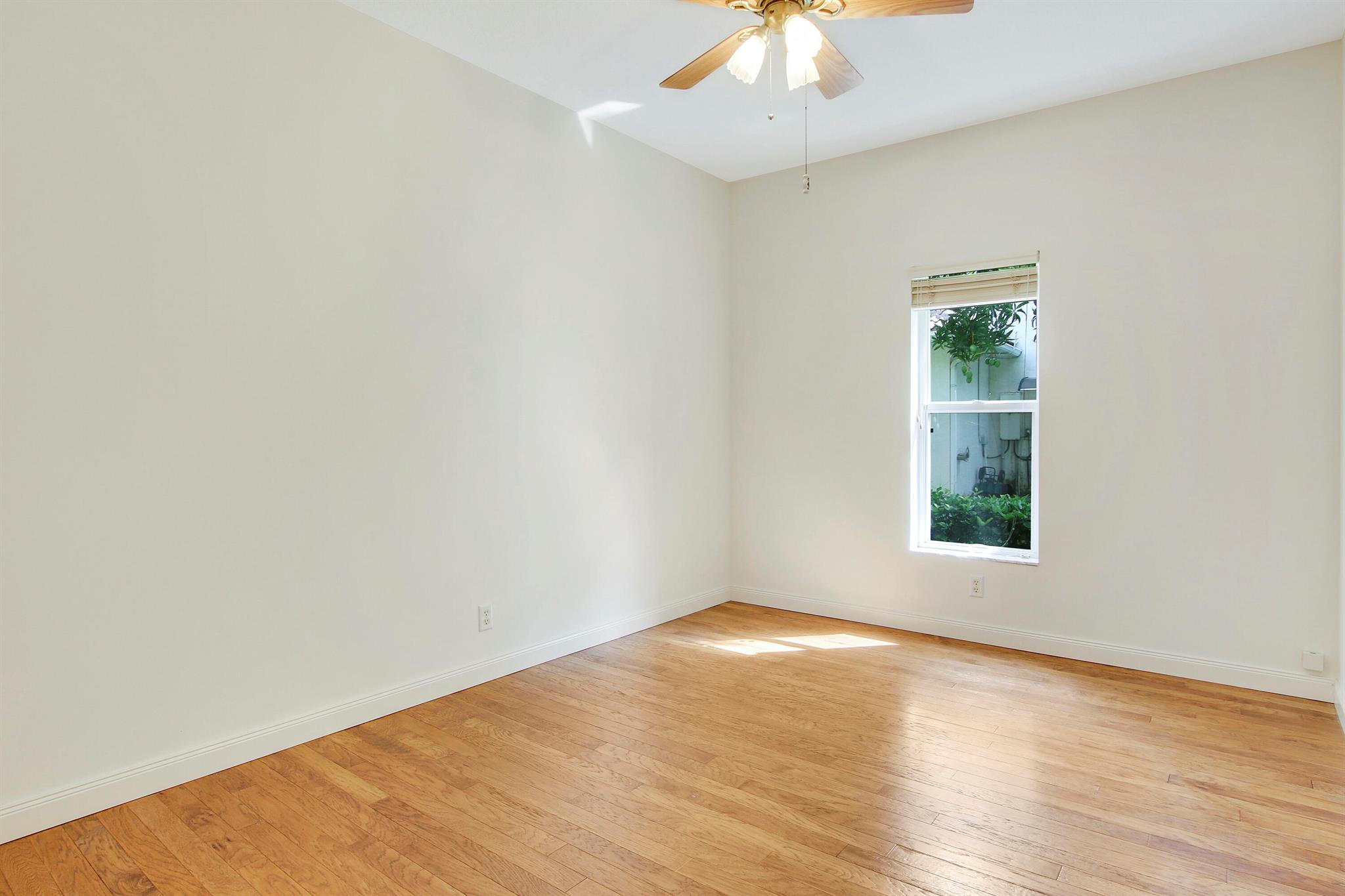 1228 Egret Circle S