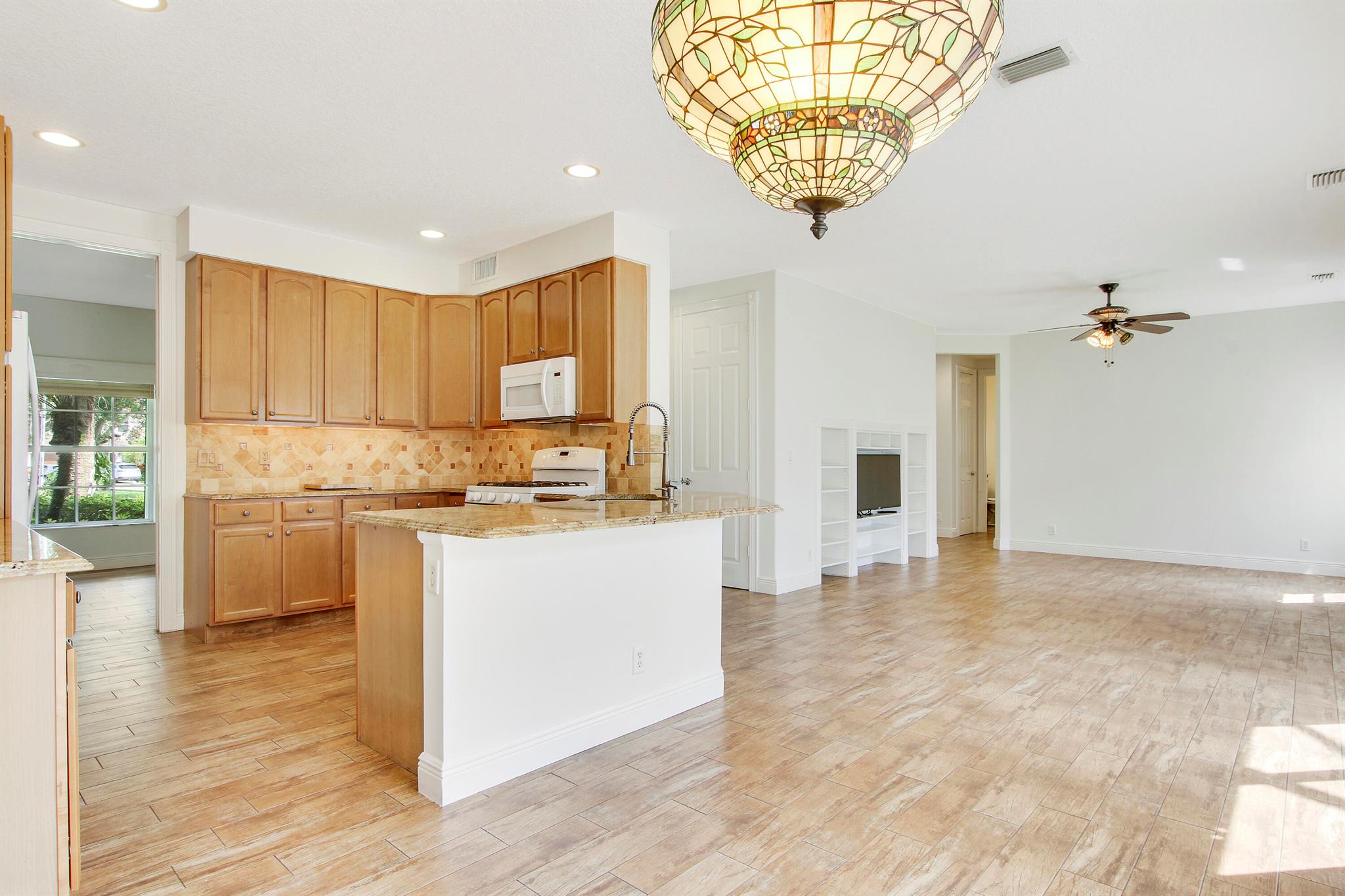 1228 Egret Circle S