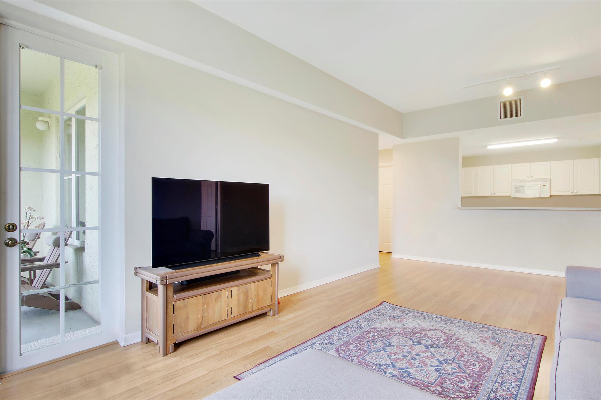1209 Main Street 310