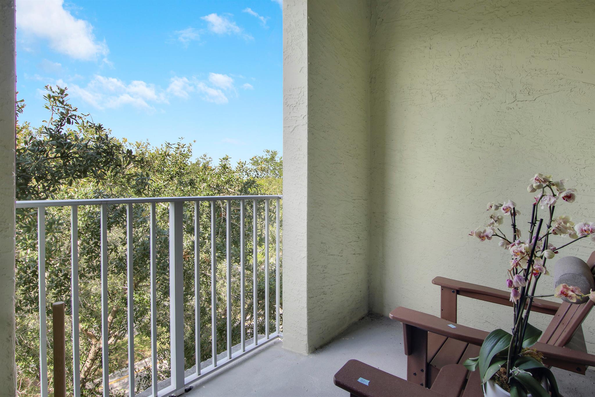 1209 Main Street 310