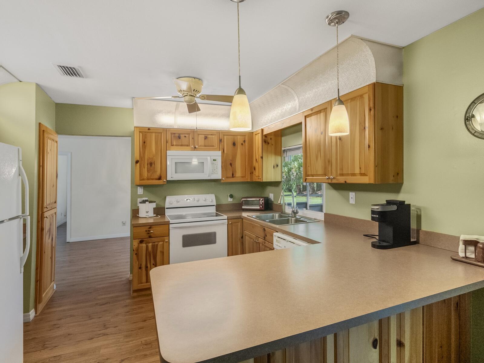15647 116th Terrace N