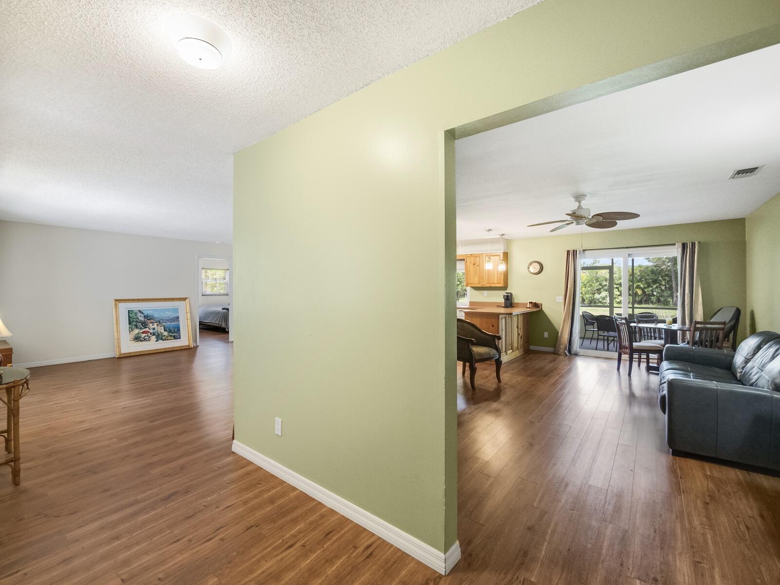 15647 116th Terrace N