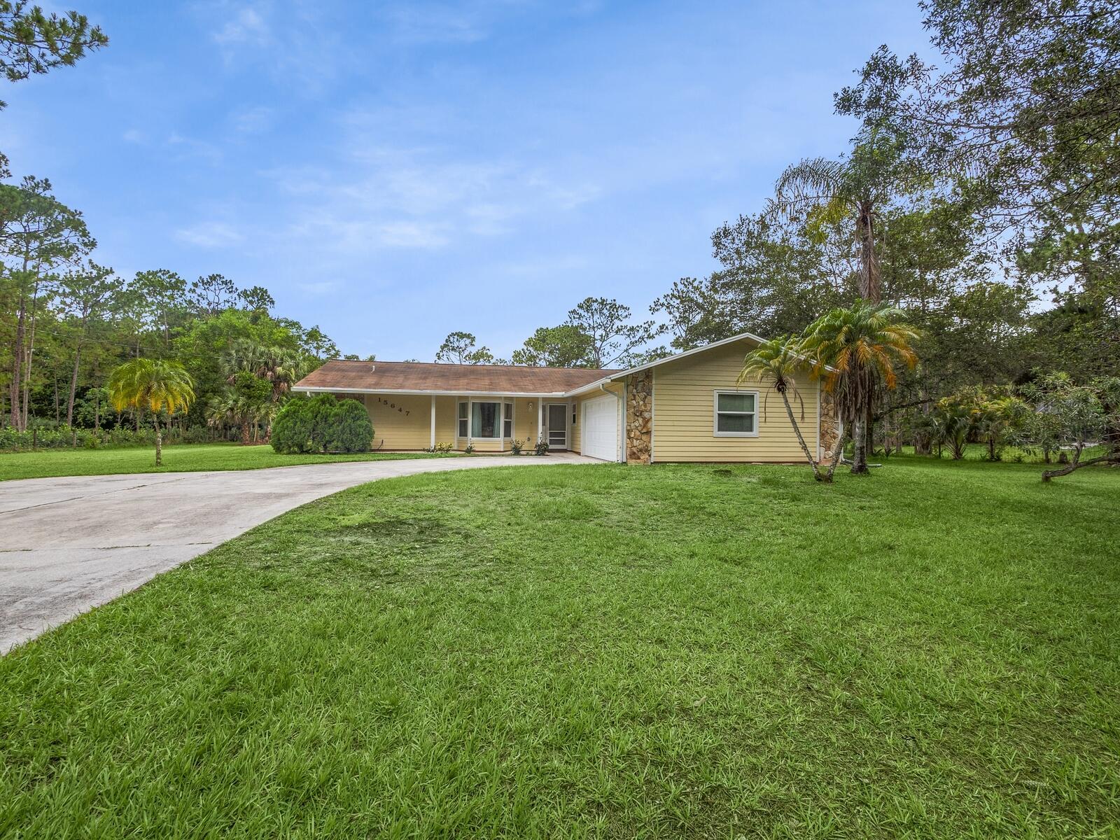 15647 116th Terrace N