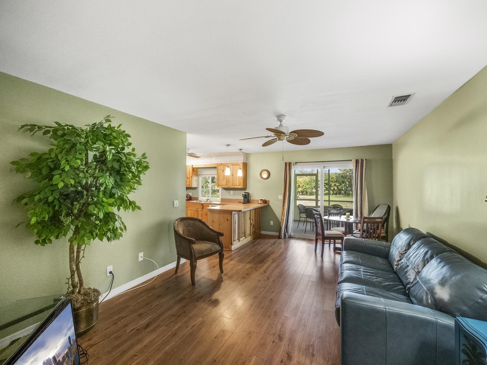 15647 116th Terrace N