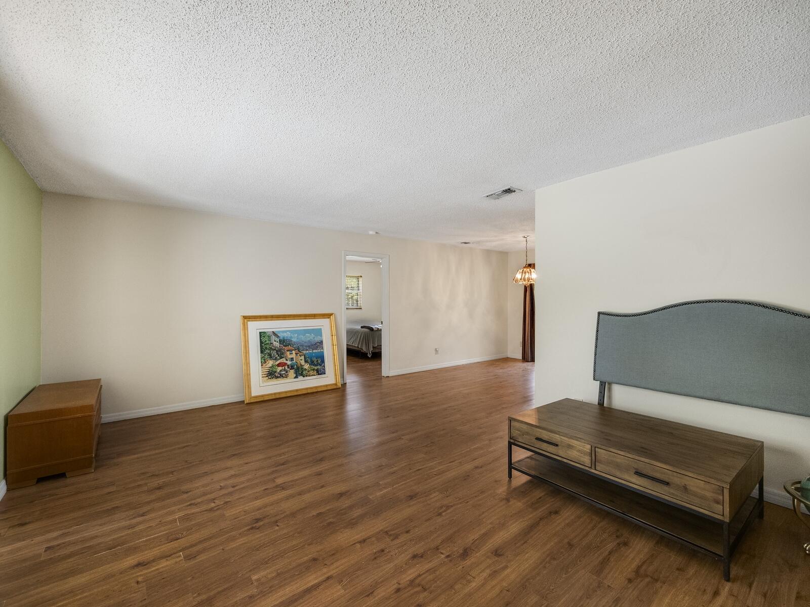 15647 116th Terrace N