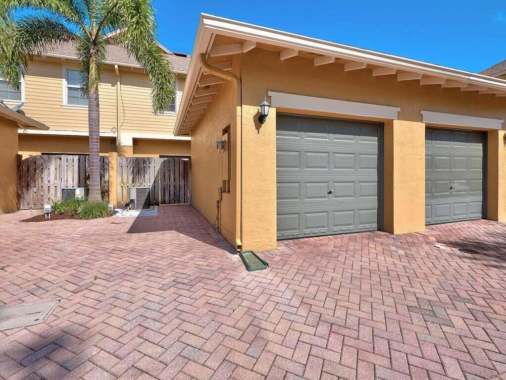 351 E Bay Cedar Circle