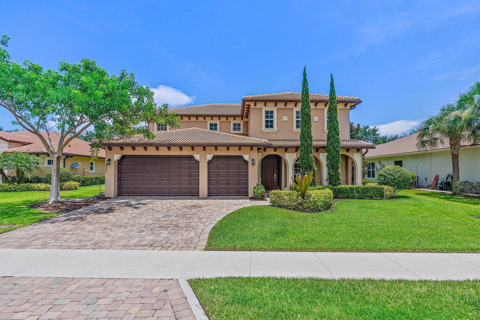 455 Rudder Cay Way