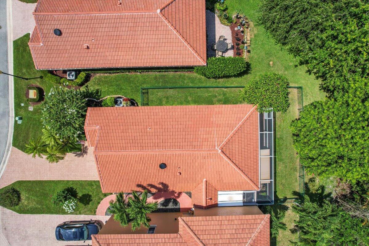 1113 Via Jardin
