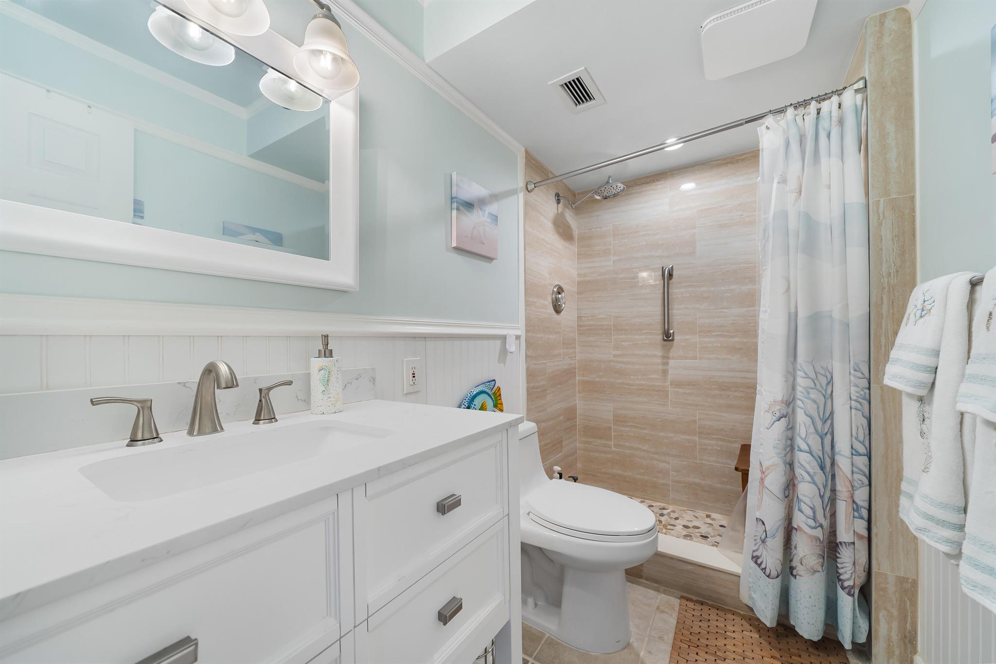 501 Lake Shore Drive 503