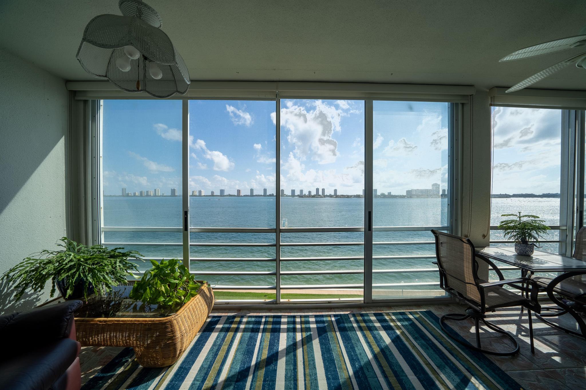 501 Lake Shore Drive 503