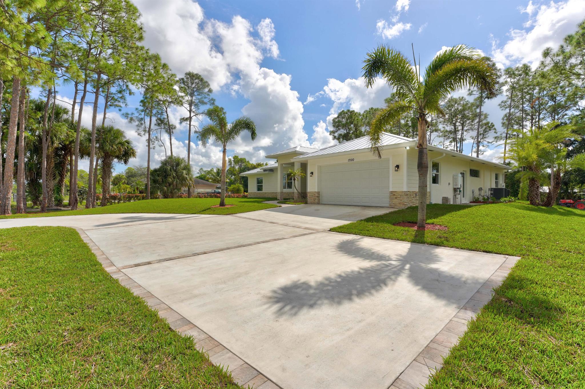 17100 Hamlin Boulevard