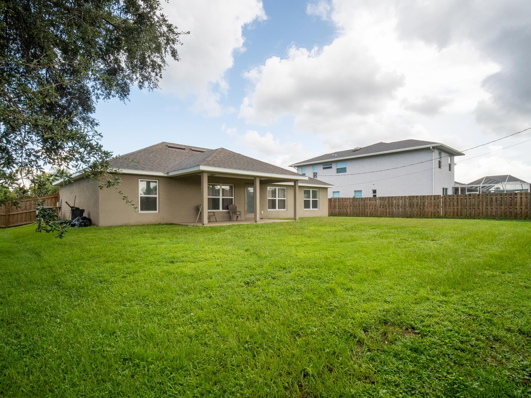 2056 SW Americana Street
