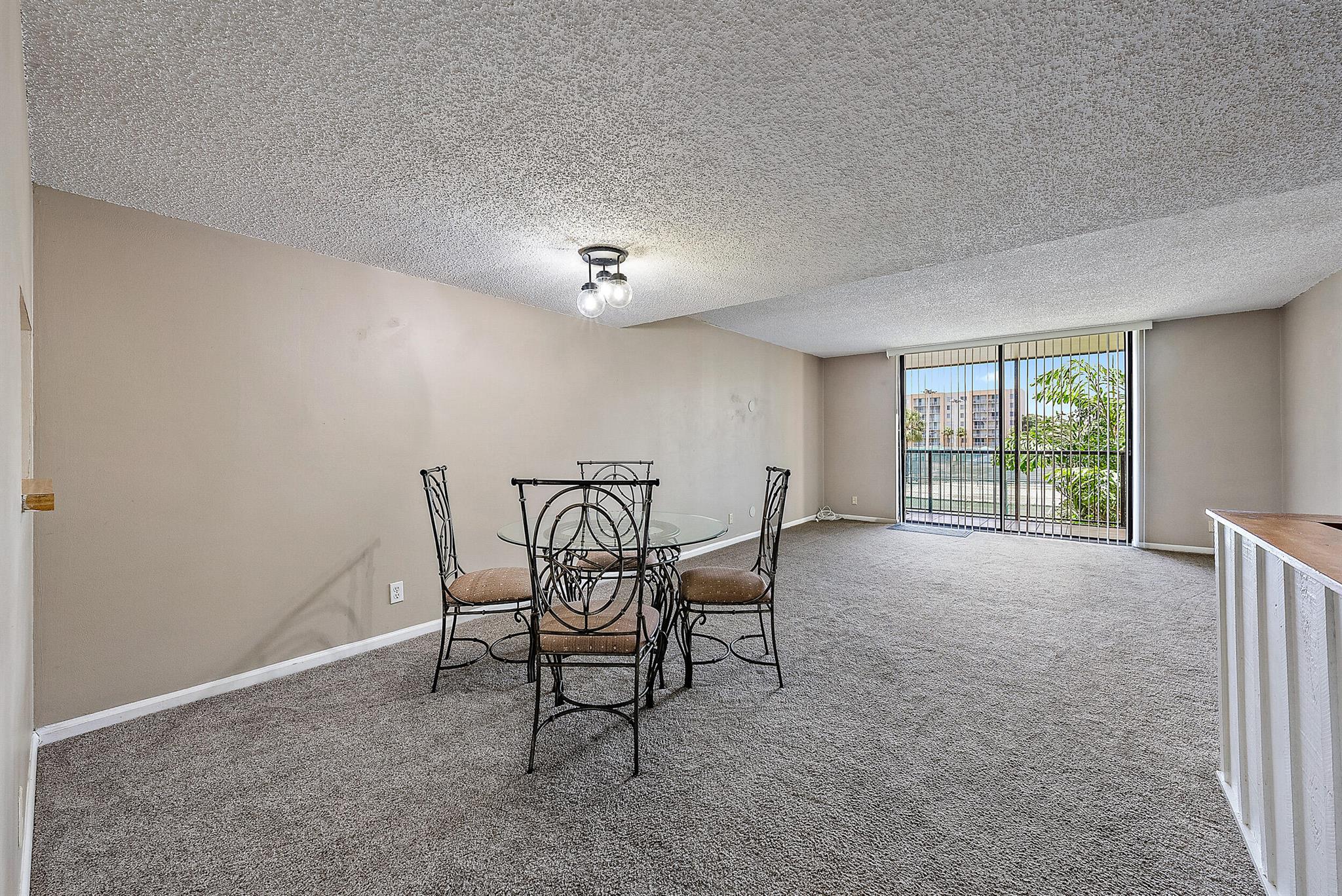 2828 Tennis Club Drive 208