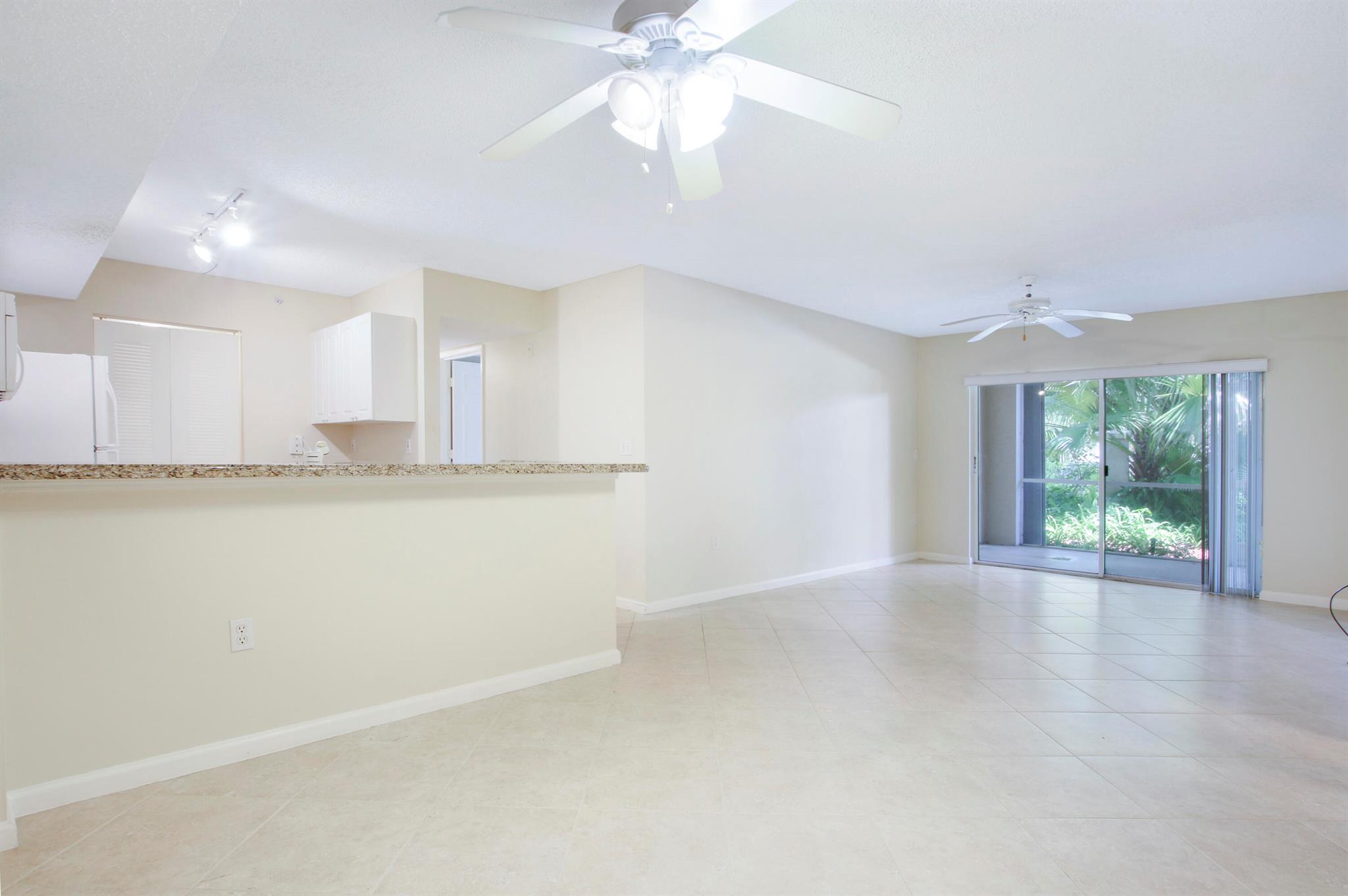 284 Village Blvd Boulevard 9112