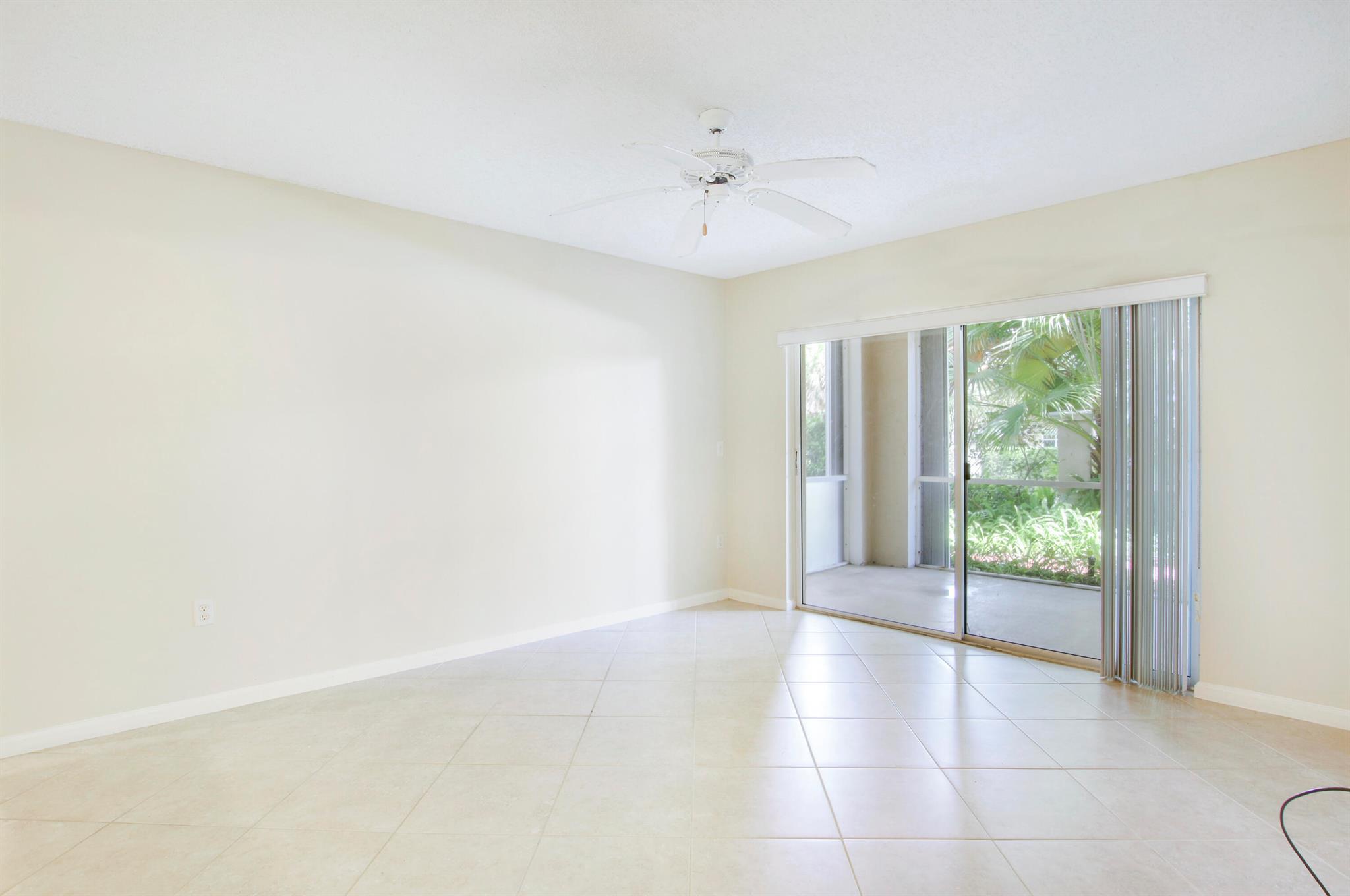 284 Village Blvd Boulevard 9112