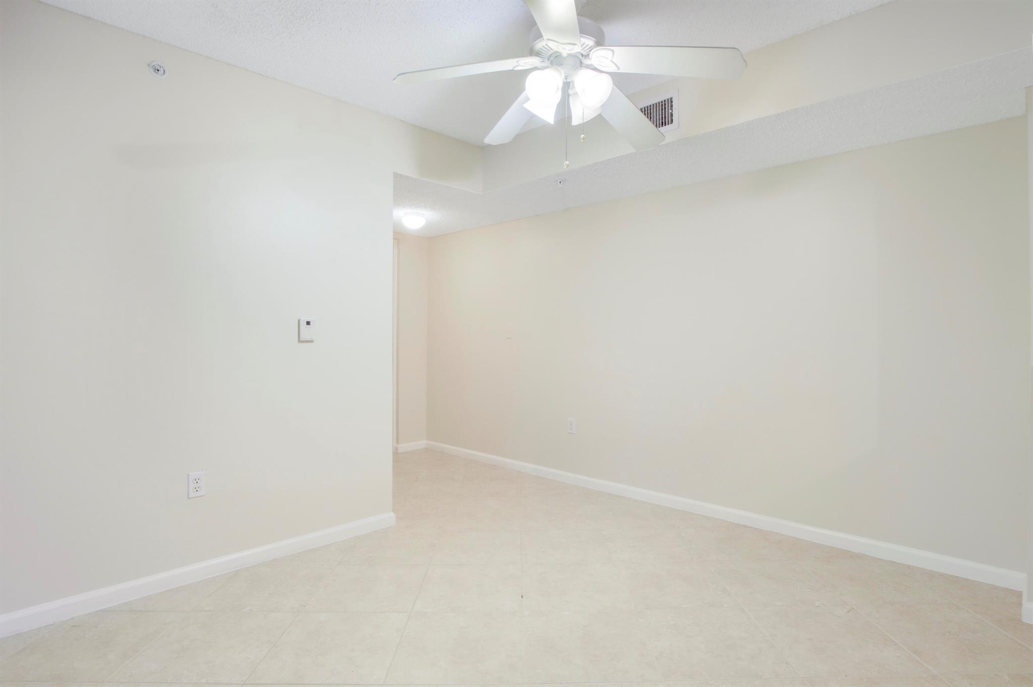 284 Village Blvd Boulevard 9112