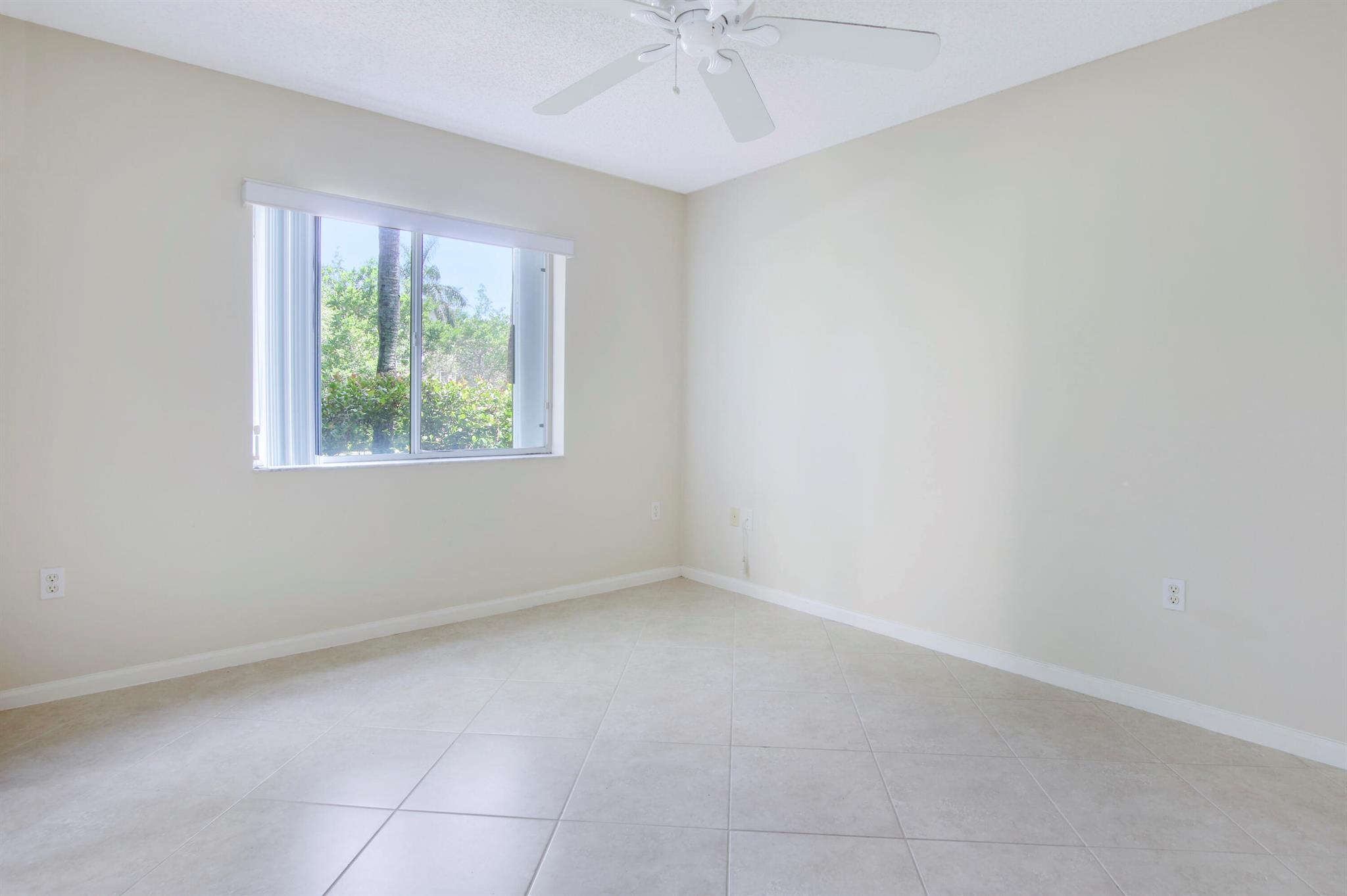 284 Village Blvd Boulevard 9112