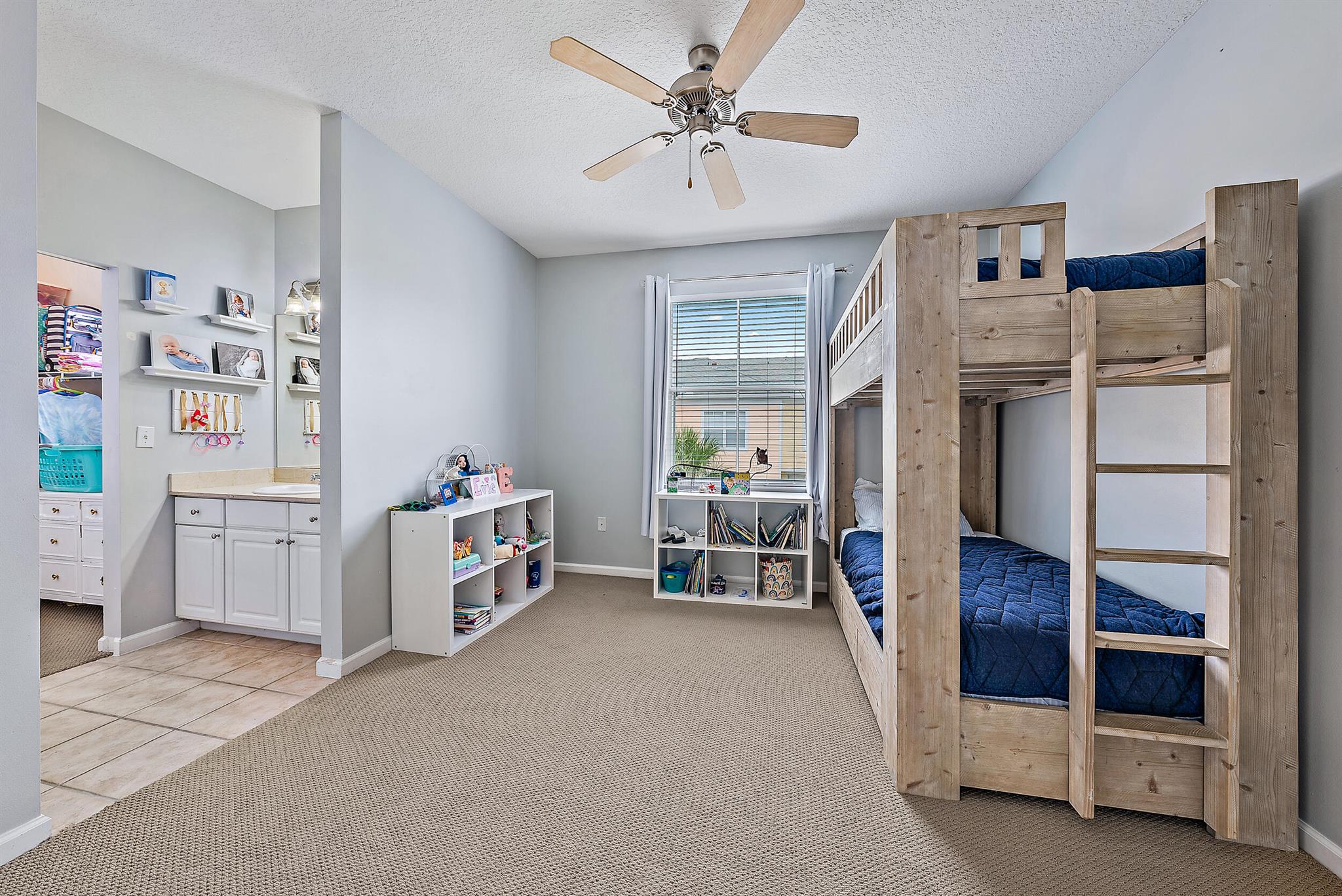 156 Aragon Way 105