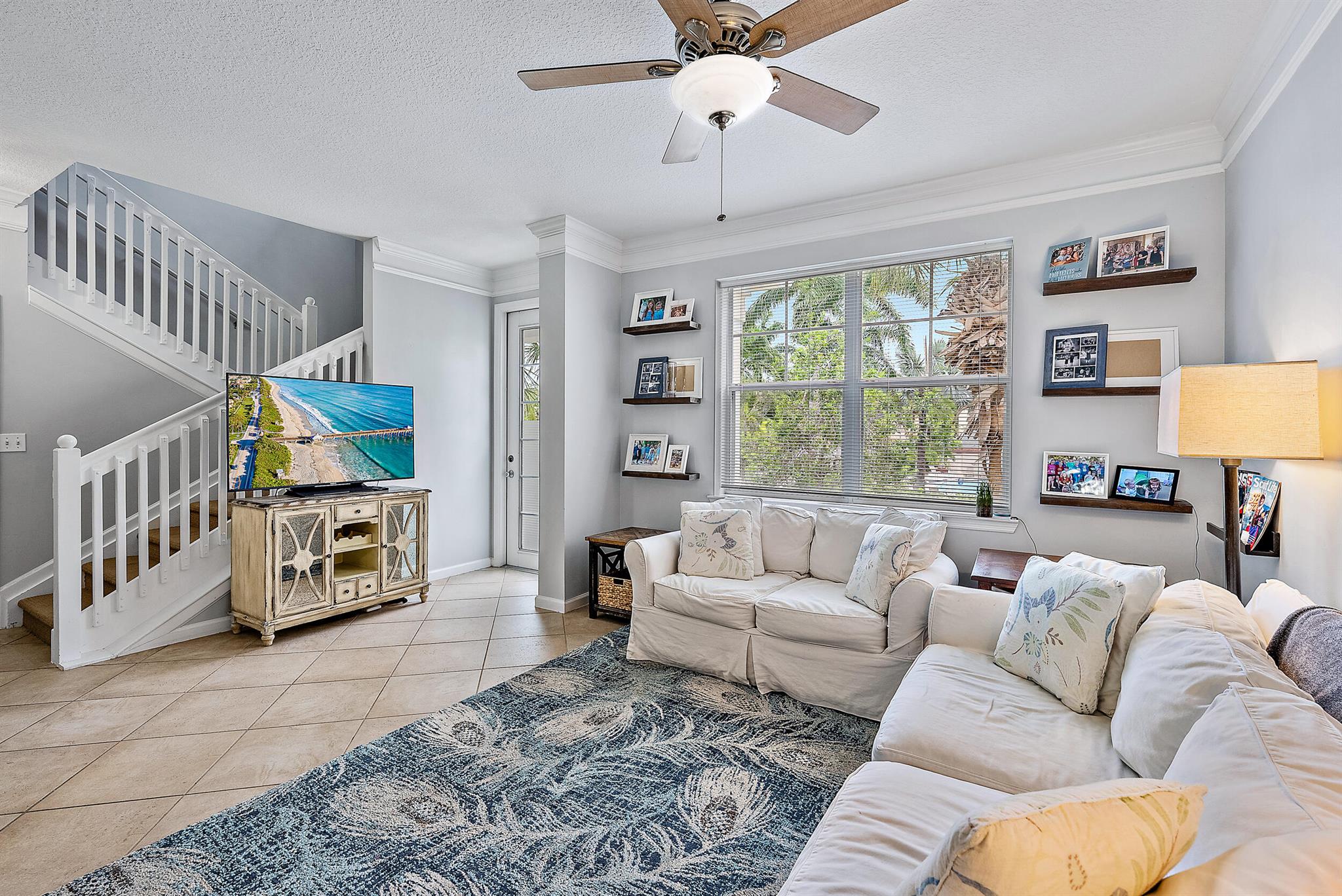 156 Aragon Way 105