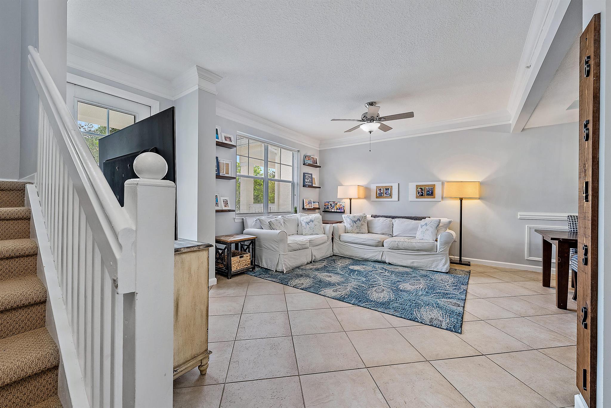 156 Aragon Way 105