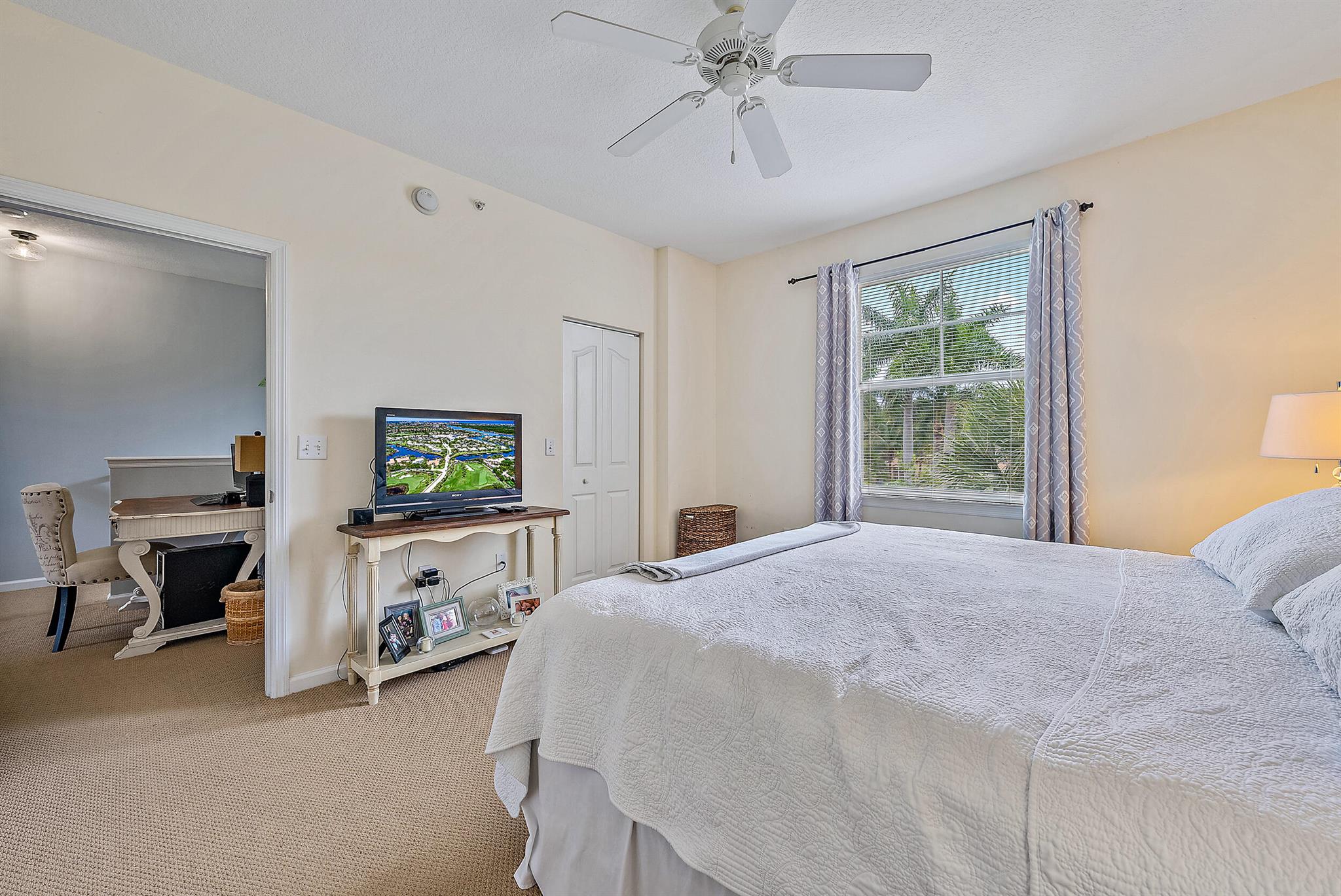 156 Aragon Way 105