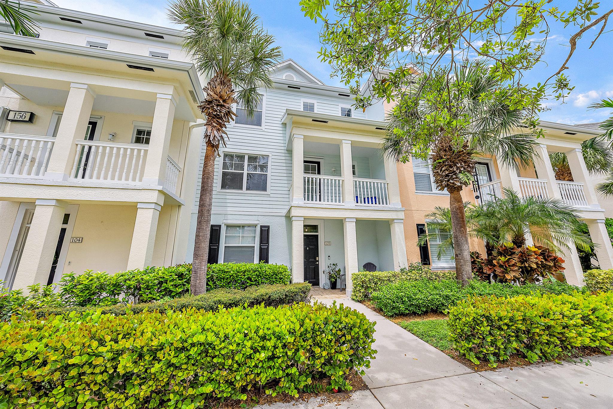 156 Aragon Way 105