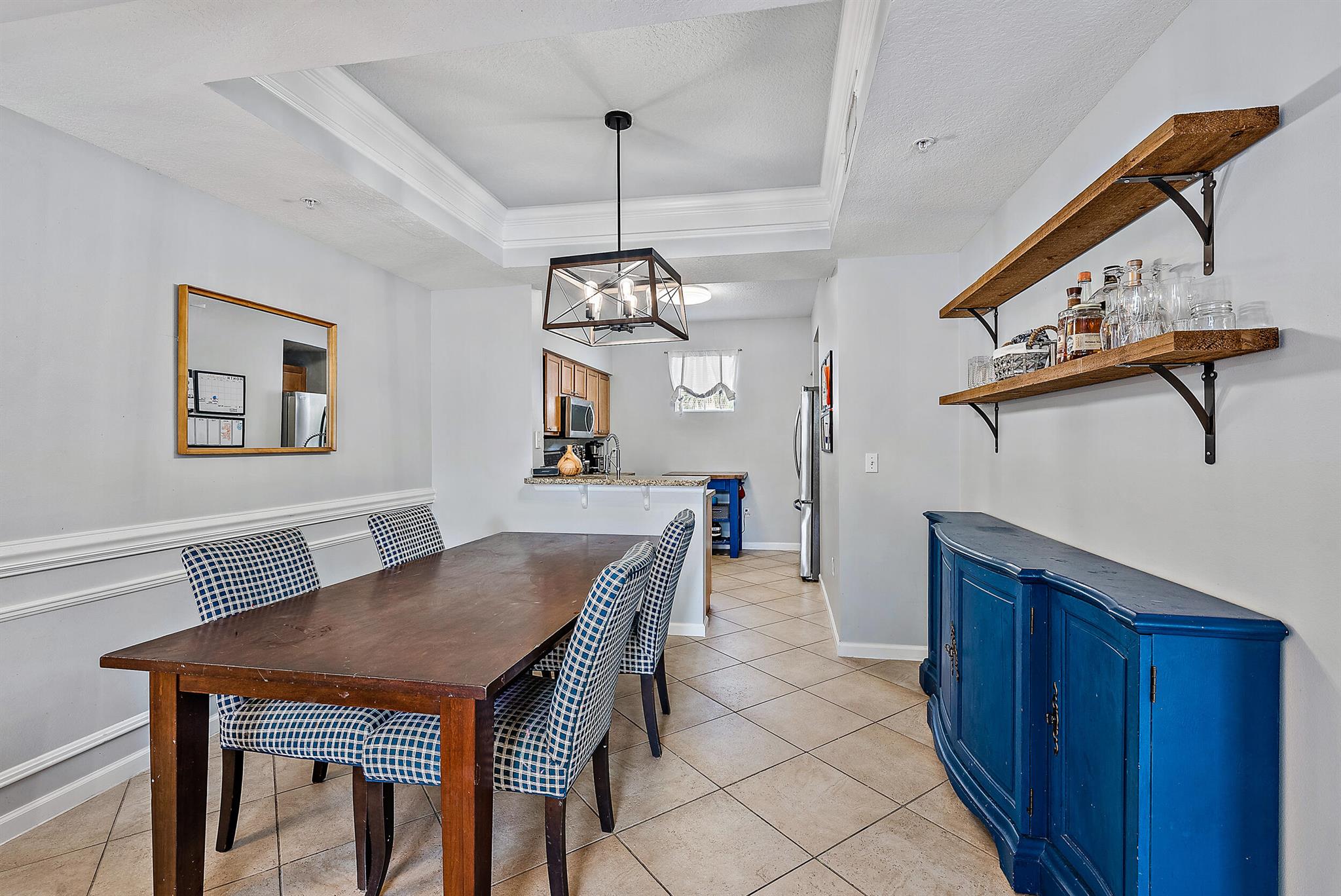 156 Aragon Way 105