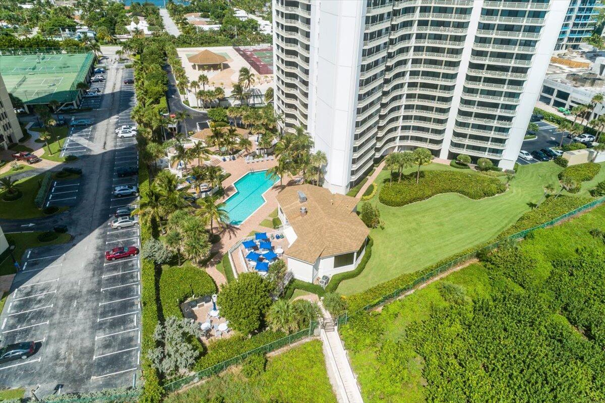 3000 N Ocean Drive 30b